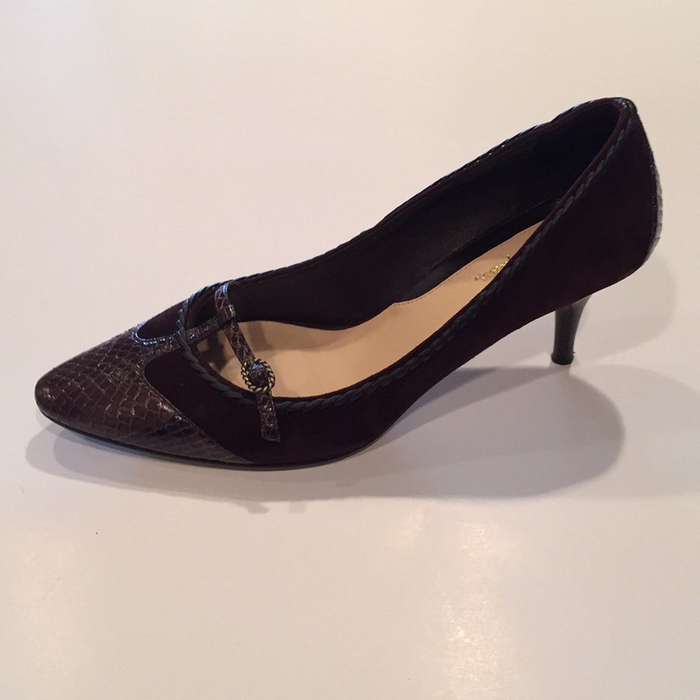 🧚🏼‍♂️Cole Haan Brown suede and leather heels